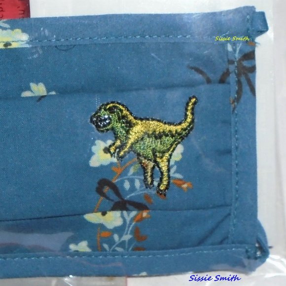 NWT COACH REXY FACE MASK WITH FLORAL PRINT - Picture 3 of 7